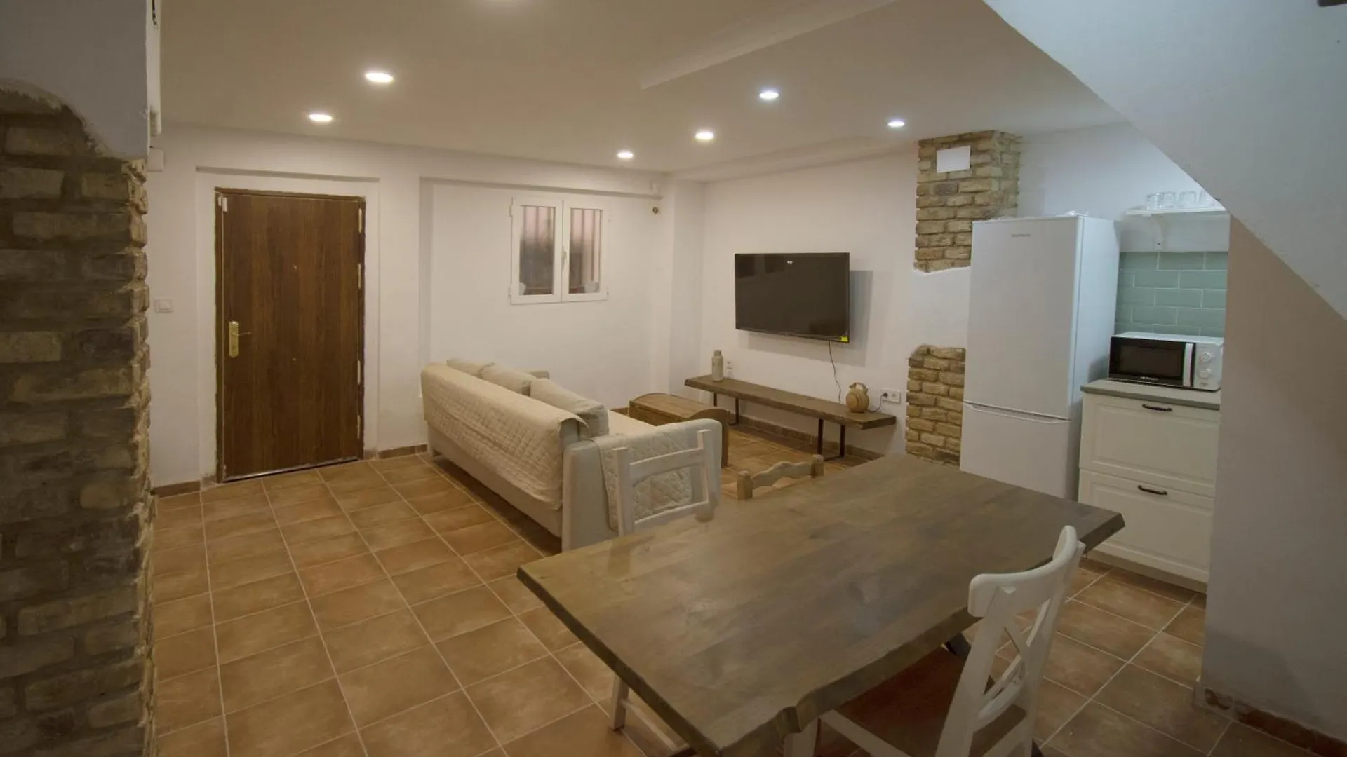 Casa De 3 Habitaciones Y 2 Banos Centrico location